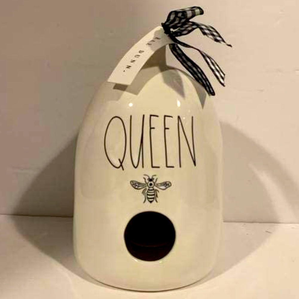 Rae Dunn queen b birdhouse